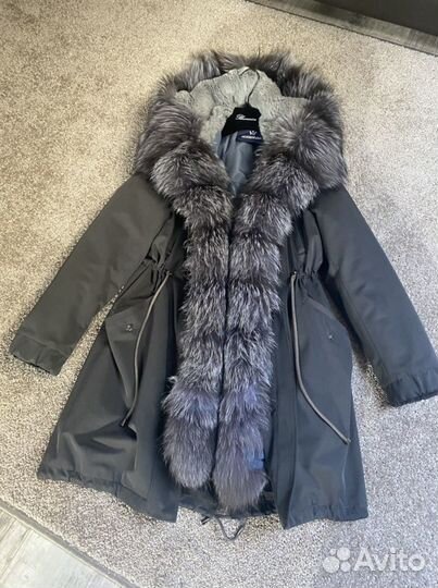 Парка с натуральным мехом