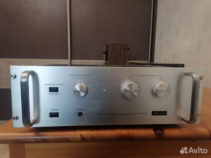Accuphase p20