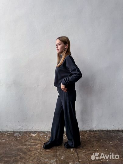 Спортивный костюм женский