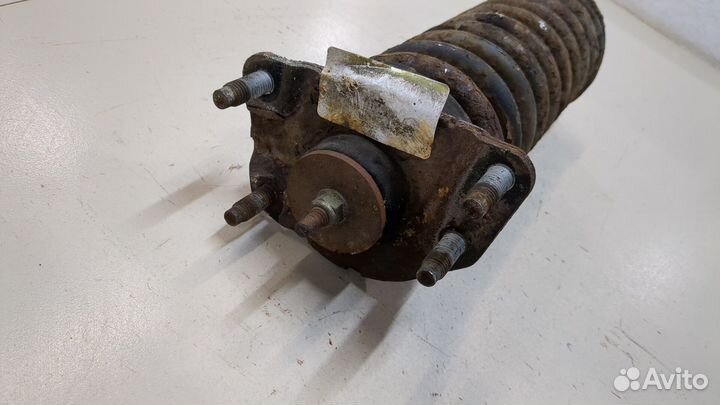 Амортизатор подвески левый передний Jeep Liberty