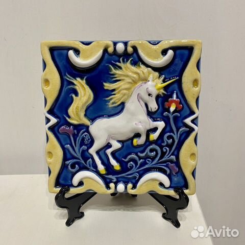 Изразцы ручной работы полихромные рельефные