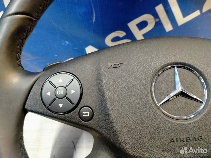 Руль Mercedes-Benz 212.054 E 300 212 272.952 M272