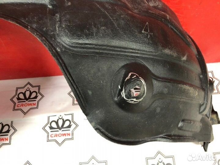 Подкрылок (локер) передний левый Toyota Camry XV40