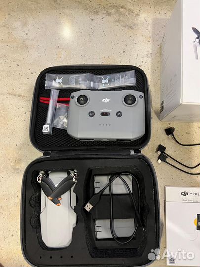 Квадрокоптер почти новый dji mini 2