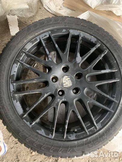 Nokian Tyres Hakkapeliitta 7 275/40 R20 106T