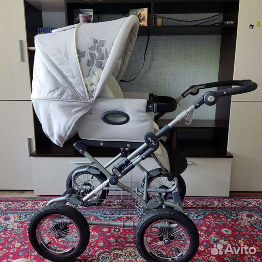 Коляска детская универсальная