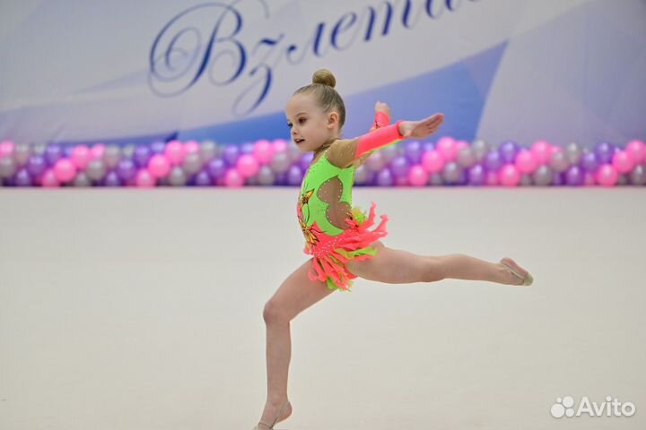 Купальник гимнастический для выступлений 110