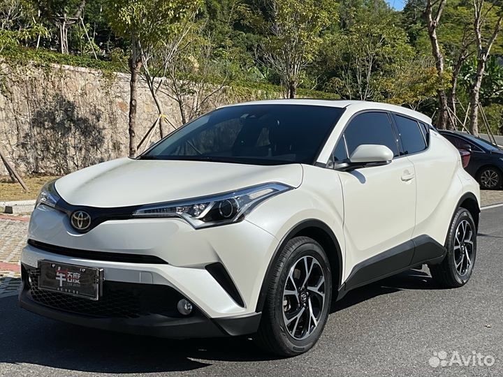 Toyota C-HR 2.0 CVT, 2021, 11 000 км