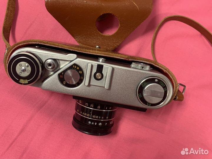 Фотоаппараты фэд 5 и трофейный ihagee
