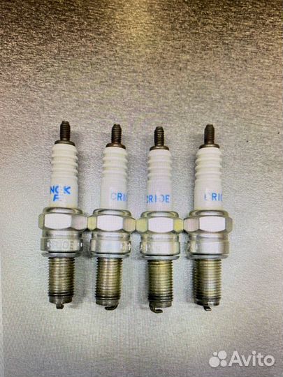 Свечи зажигания ngk CR10e