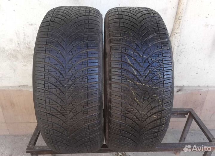 Goodyear Vector 4Seasons 225/55 R17 101V