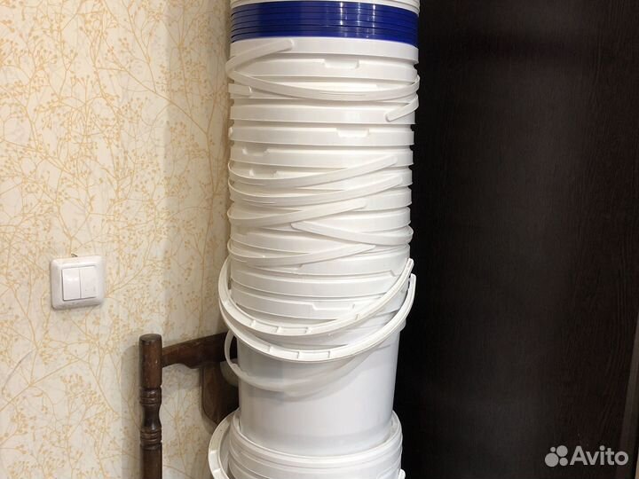 Ведро пластиковое с крышкой 10л