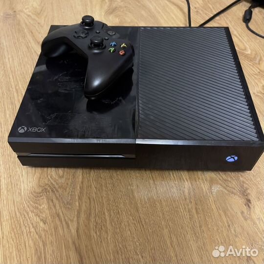 Xbox One 500 gb +500игр