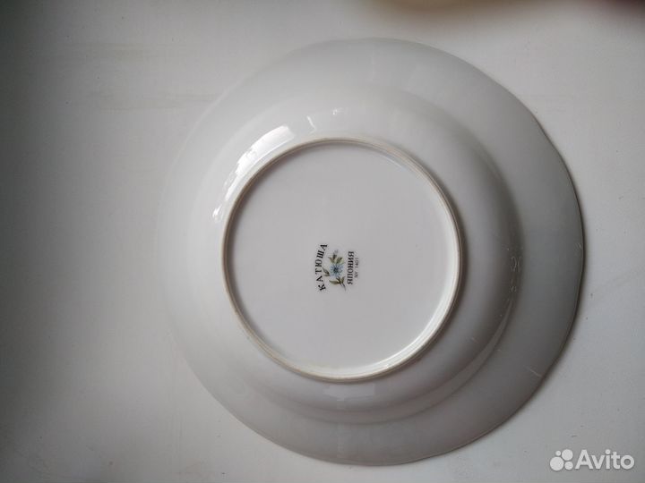 Глубокие суповые тарелки новые