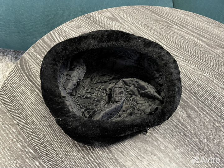 Мутоновая шапка новая