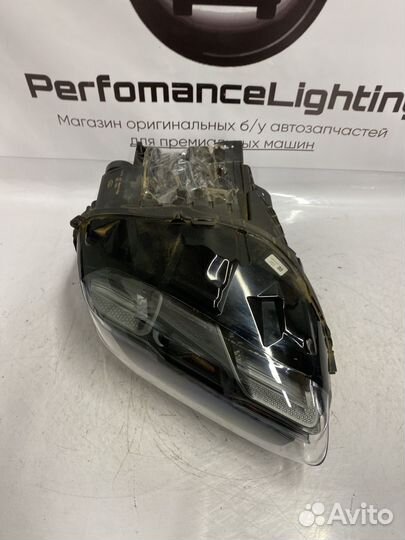 Porsche Taycan matrix black LED фара правая