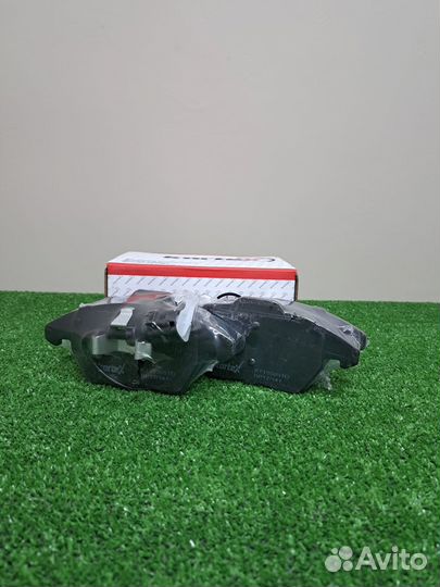 Skoda Rapid Колодки тормозные передние