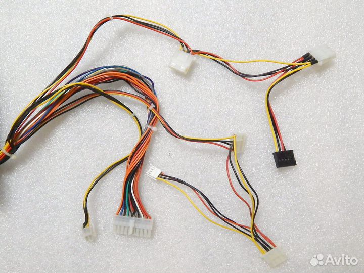 Блок питания IPower 300Вт 20pin 4Molex 1SATA