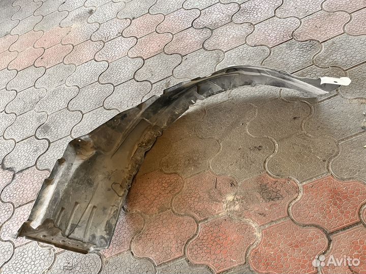 Локер передний правый toyota corolla E18 (2013)