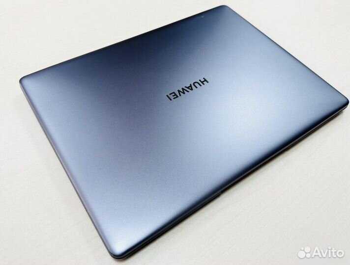 Ноутбук Huawei matebook 13