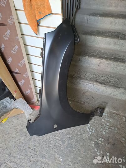 Крыло правое Suzuki Grand Vitara SZ99A42AR
