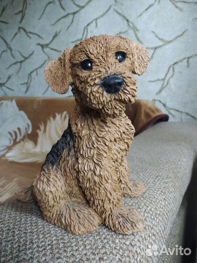 Статуэтка собаки