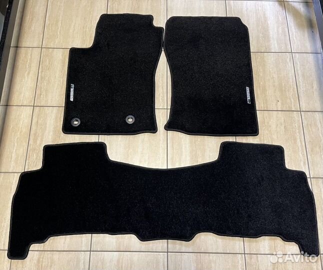 Автомобильные коврики Toyota Prado 150