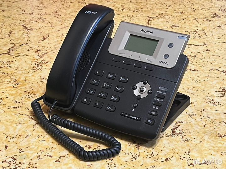SIP-телефоны Yealink SIP-T21P E2 и Yealink SIP-T23