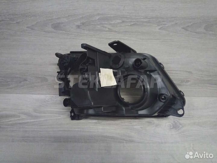 Корпус фары Volkswagen Amarok 1 2H (2010-2022) (Г
