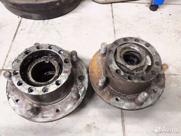 Задние ступицы в сборе с потшипником УАЗ с абс