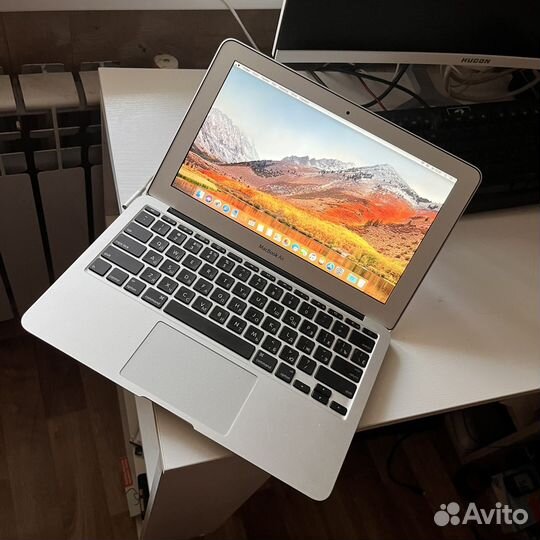 Apple MacBook Air 11.6