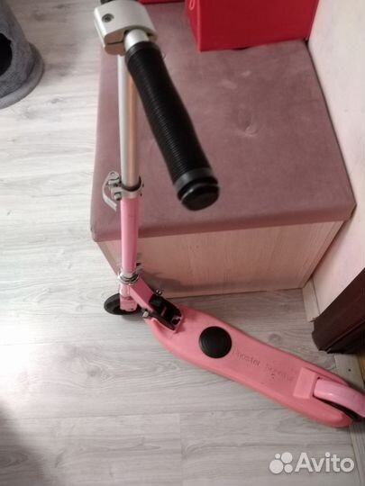 Детский электросамокат