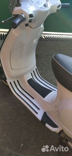 Vespa LX 150