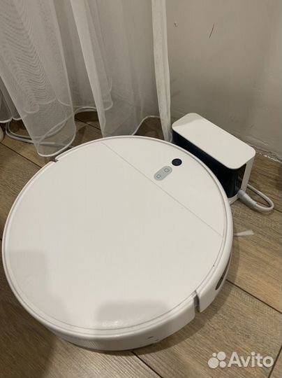 Робот пылесос