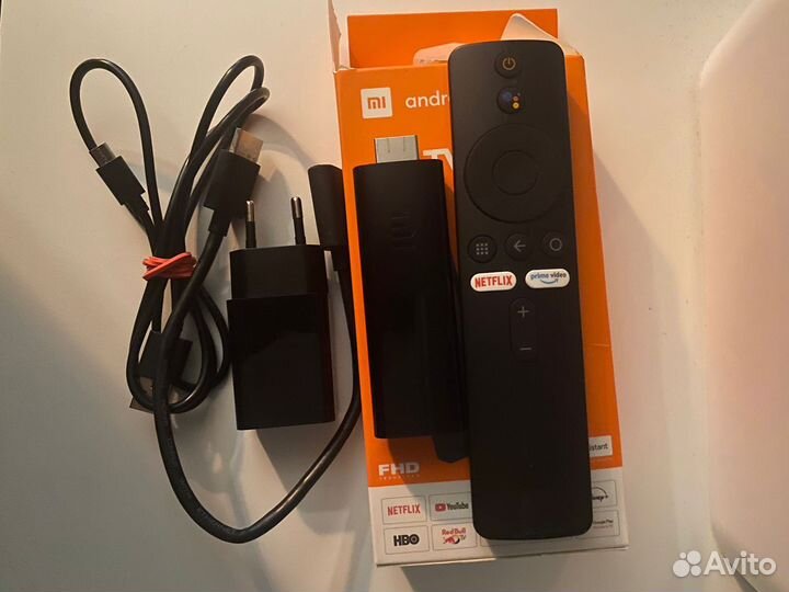 TV-приставка Xiaomi Mi TV Stick FHD