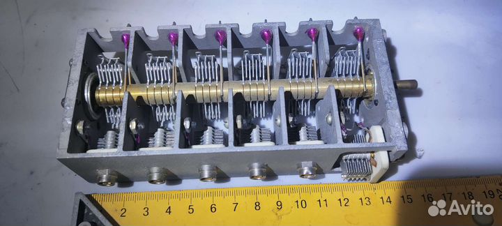 Конденсатор переменной ёмкости 6-ти секционный