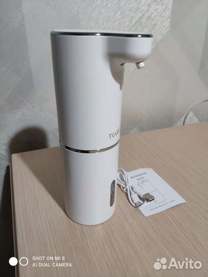 Сенсорный дозатор для жидкого мыла