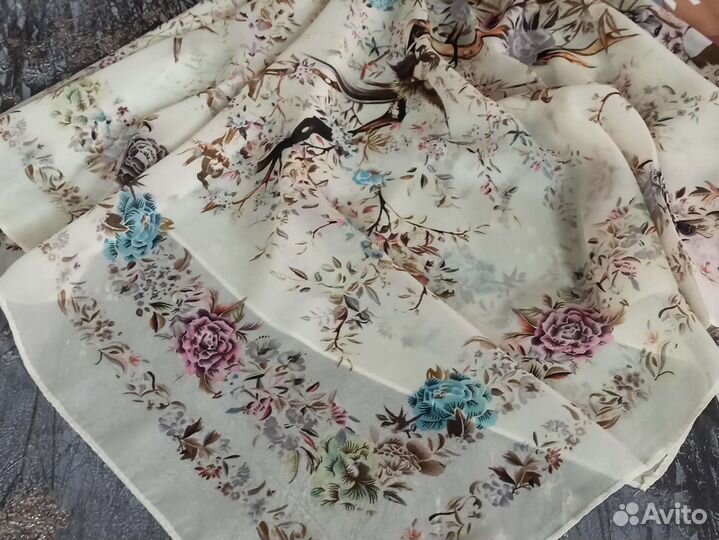 Платок Шифон молочный Christian Dior