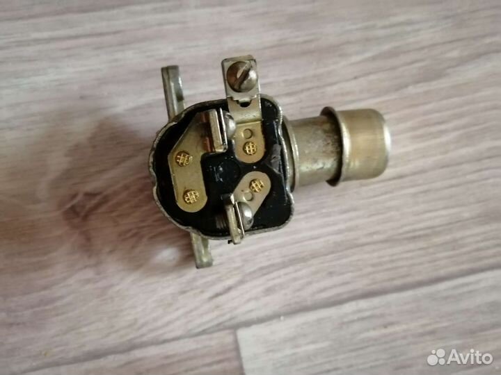Ножной переключатель