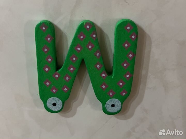 Магнитный алфавит из дерева латинские буквы цветны