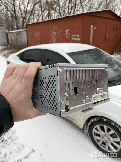 Штатная магнитола на hyundai solaris 1