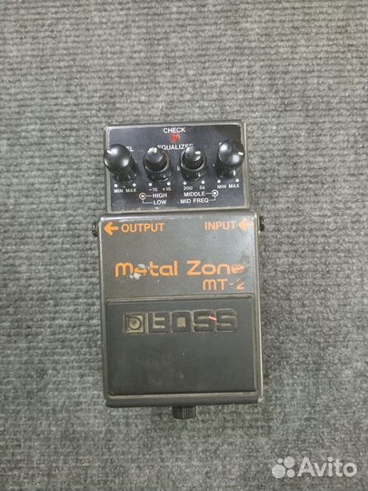 Педаль эффектов Boss Metal Zone MT-2, дисторшн