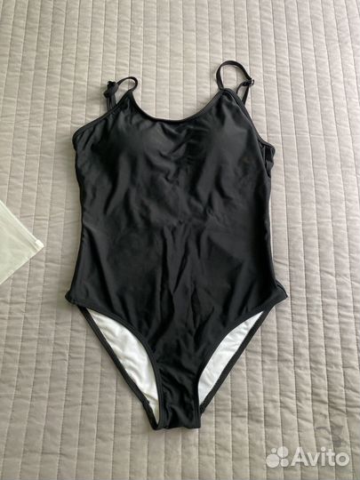 Купальник сплошной новый