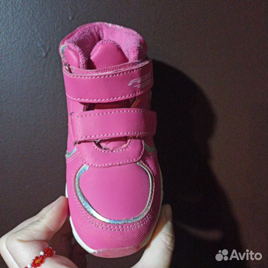 Ботинки демисезонные для девочки 28 размер