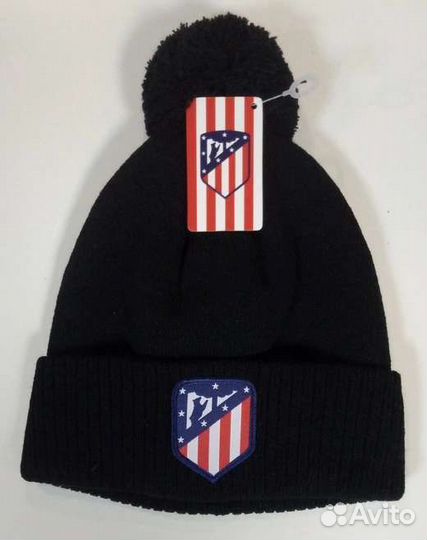 Шапка с помпоном фк Атлетико Мадрид новая с биркой