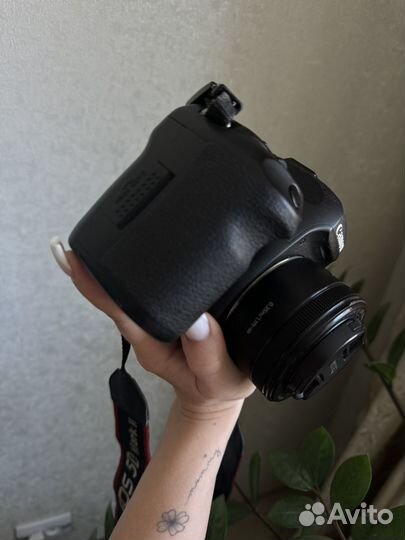 Фотоаппарат с объективом