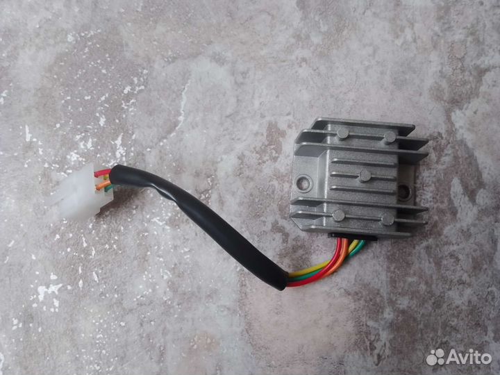 Реле напряжения новый