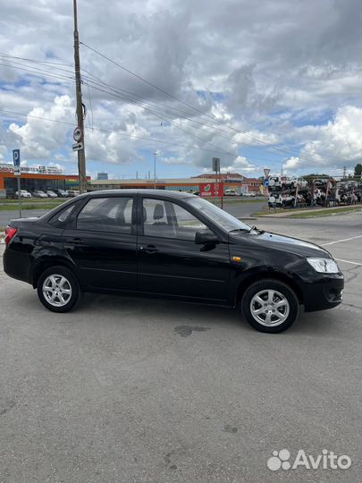 LADA Granta 1.6 МТ, 2012, 20 000 км