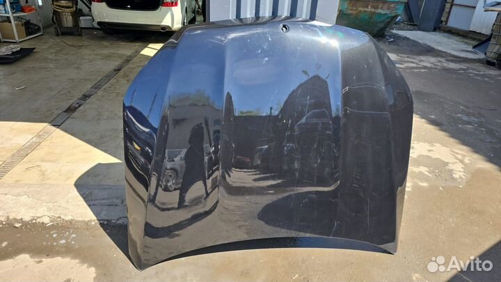 Капот на Mercedes-Benz GLS 167