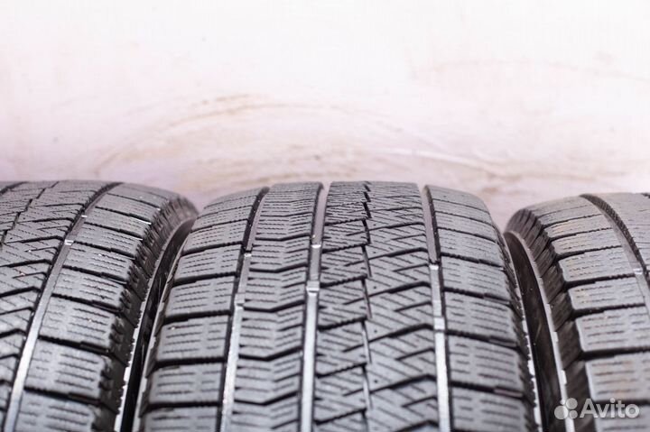 Bridgestone Blizzak Ice 215/55 R18 95S